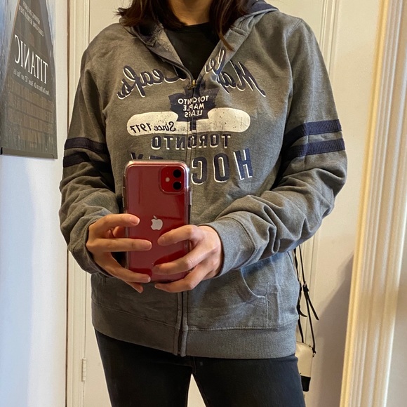 Toronto Maple Leafs Zip-Up Sweater - Picture 3 of 6